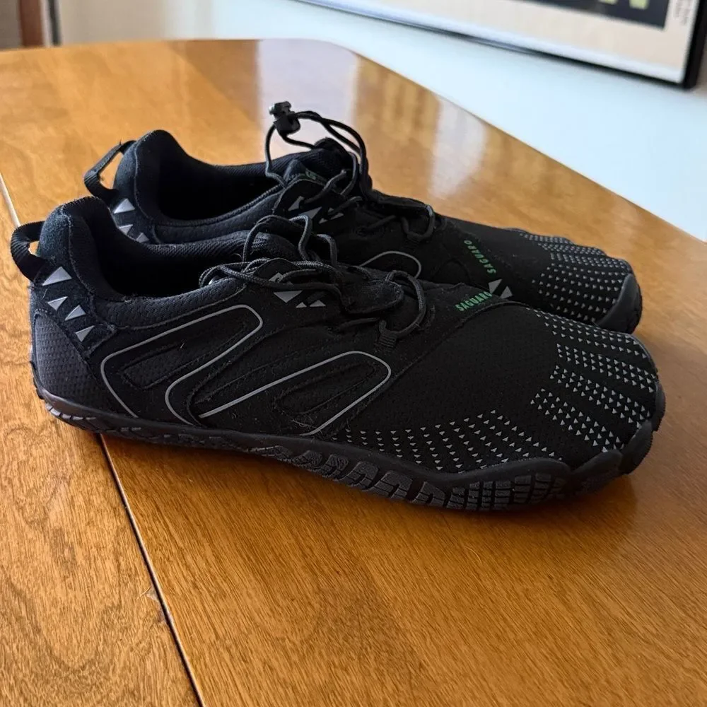 NWOT Saguaro Vitality IV barefoot shoes